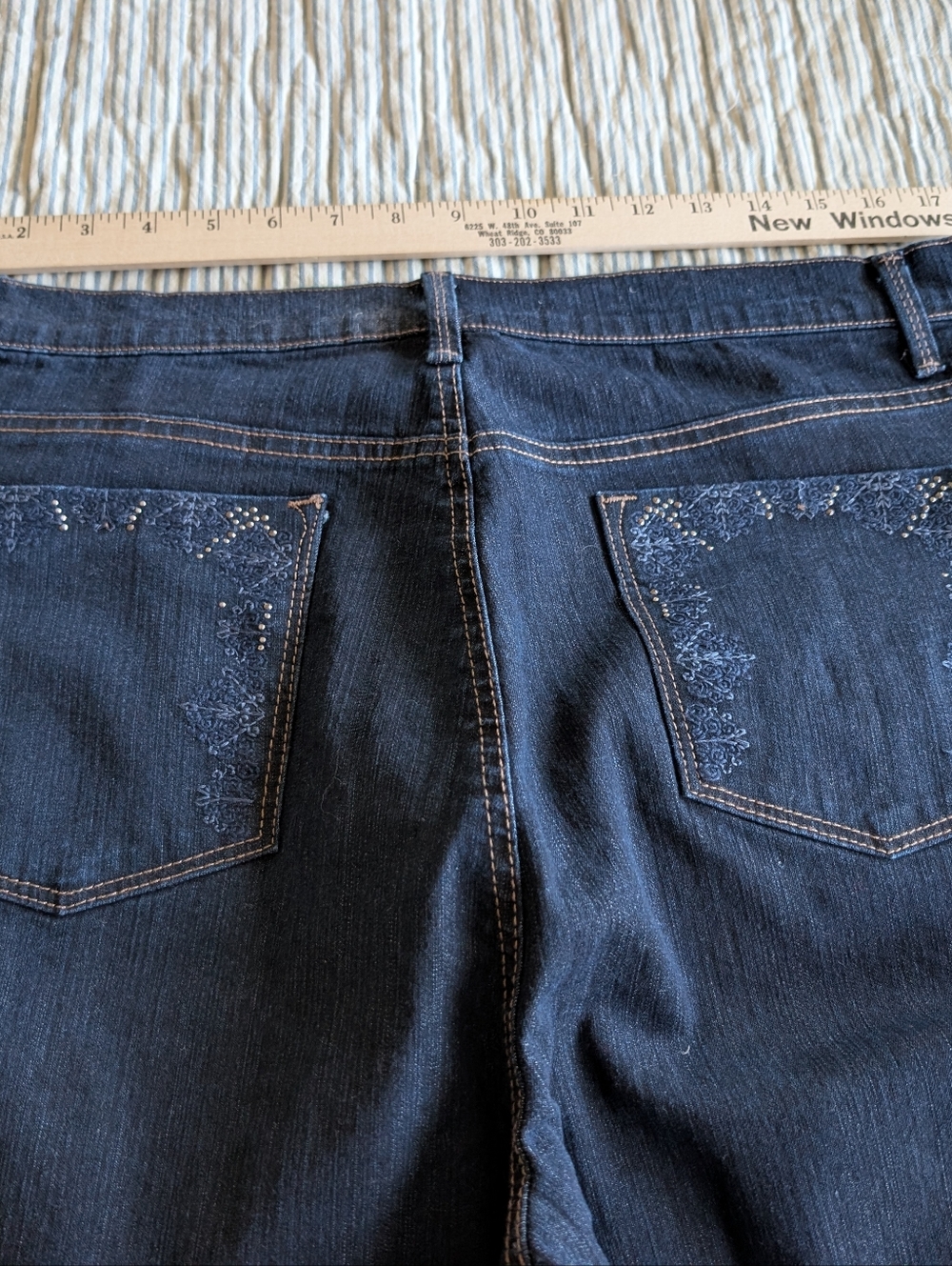 Gloria Vanderbilt Dark Denim Shorts Embellished Pockets Size 16